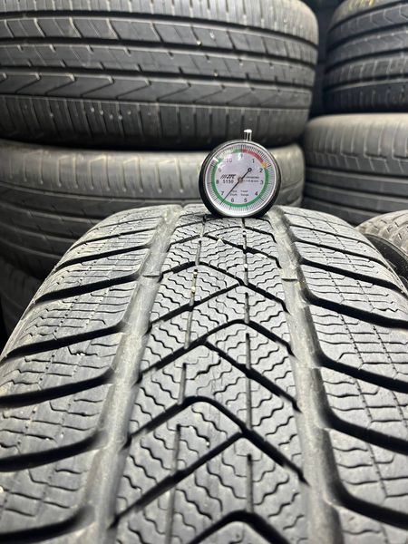 Зимові шини 215/50 R18 Pirelli Sottozero 92V б/в 201151 фото