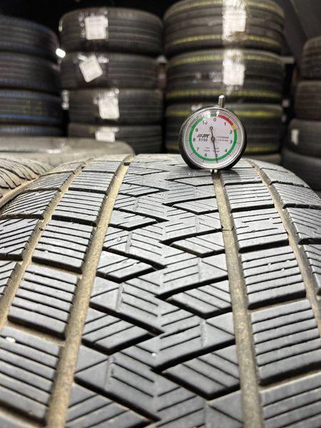 Зимові шини 255/45 R20 Gripmax Stature 105V б/в 204071 фото
