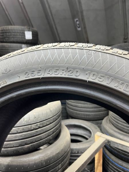 Зимові шини 255/45 R20 Gripmax Stature 105V б/в 204071 фото