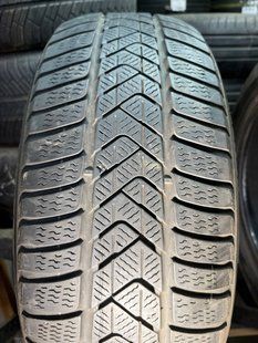 Зимові шини 225/55 R17 Pirelli Sottozero 3 97H б/в 204135 фото
