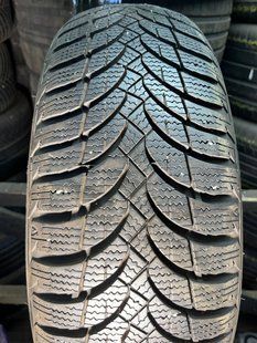 Зимние шины 185/60 R15 Nexen WH 2 84T б/в 205254 фото