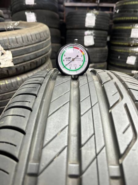 Літні шини 225/45 R18 Bridgstone T001 91V б/в 202971 фото