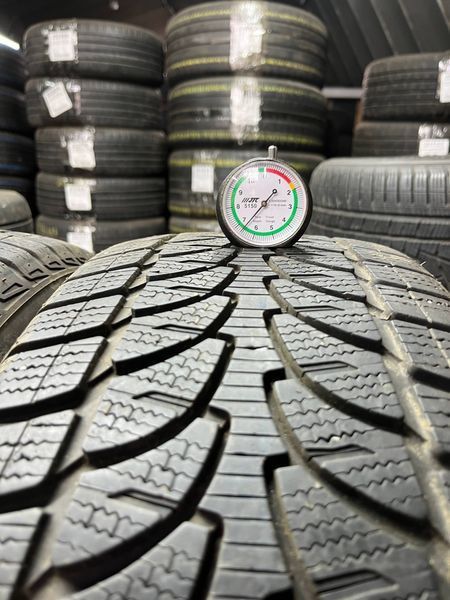 Зимові шини 235/55 R18 Bridgstone LM-80 100H б/в 204112 фото