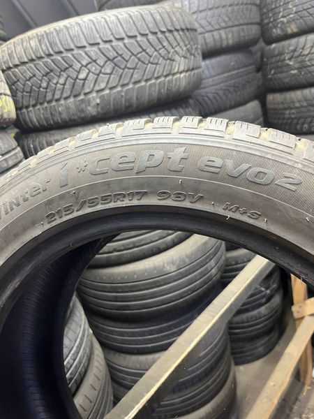 Зимние шины 215/55 R17 Hankook EVO 2 98V б/в 204162 фото