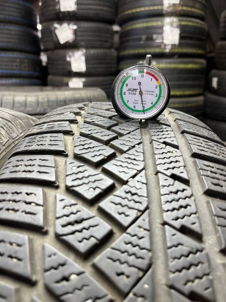 Зимові шини 225/65 R17 Continental TS850 P 120T б/в 204056 фото