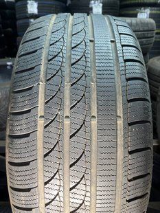 Зимние шины 235/50 R17 Tracmax S 210 103V б/в 204087 фото