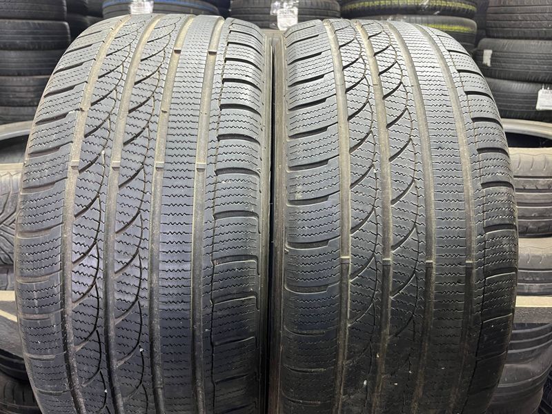 Зимние шины 235/50 R17 Tracmax S 210 103V б/в 204087 фото