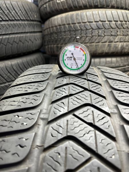 Зимние шины 235/55 R17 Pirelli Sottozero 3 103V б/в 204178 фото
