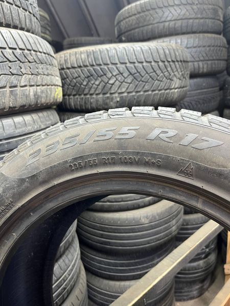 Зимние шины 235/55 R17 Pirelli Sottozero 3 103V б/в 204178 фото