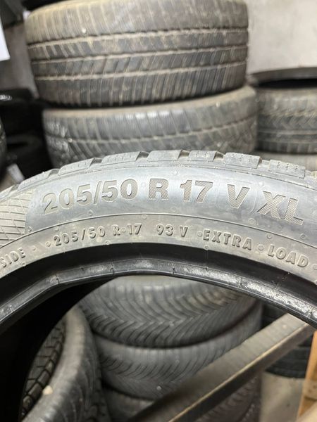 Зимові шини 205/50 R17 Continental TS850P 93V б/в 206220 фото