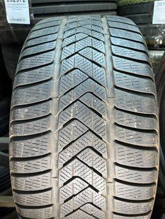 Зимові шини 275/35 R19 Pirelli Sotozero 3 100V б/в 205365 фото