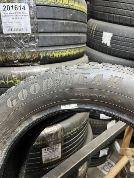 Зимові шини 205/60 R16 Goodyear Ultra Grip 9 92H б/в 205217 фото