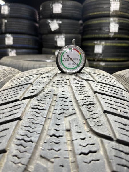Зимние шины 235/65 R17 Kumho KW31 108R б/в 204104 фото