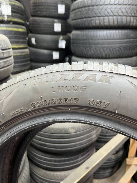 Зимние шины 205/55 R17 Bridgstone LM005 95V б/в 204134 фото