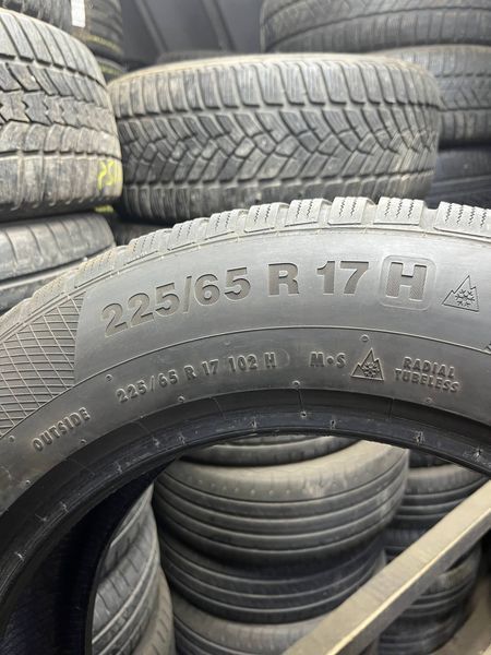 Зимові шини 225/65 R17 Continental TS 850P 102H б/в 204193 фото
