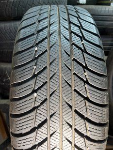 Зимние шины 205/60 R17 Bridgstone LM001 93H б/в 204132 фото