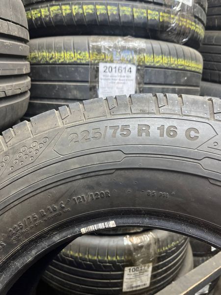 Летние шины 225/75 R16C Continental ContiVanContact 200 121/120R б/в 205245 фото
