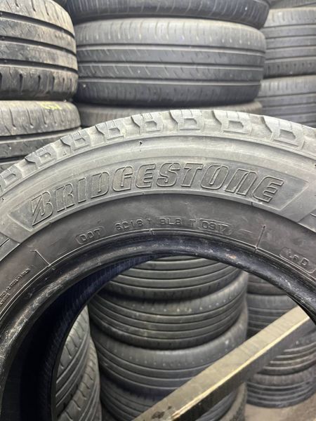 Літні шини 215/70 R15C Bridgstone R630 109/107S б/в 202753 фото