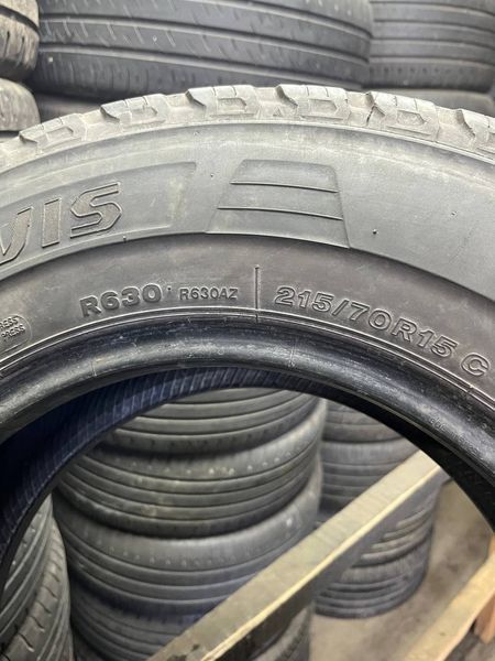 Літні шини 215/70 R15C Bridgstone R630 109/107S б/в 202753 фото
