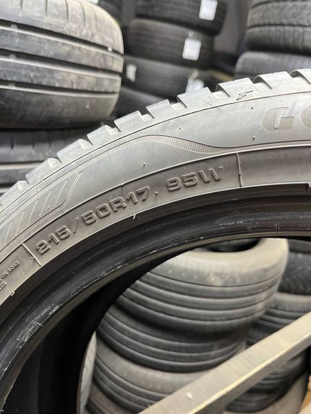 Зимові шини 215/50 R17 Goodyear 4Season 95W б/в 204130 фото