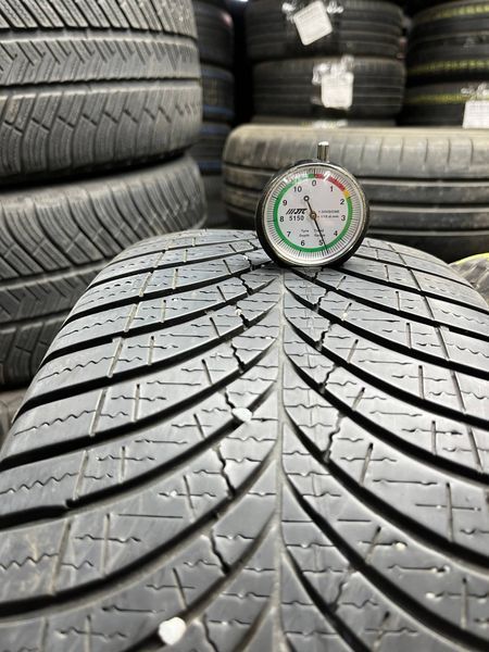 Зимові шини 215/50 R17 Goodyear 4Season 95W б/в 204130 фото