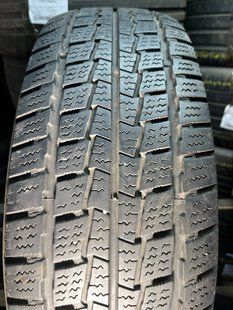 Зимние шины 215/65 R16C Hankook WR06 106/104T б/в 205249 фото