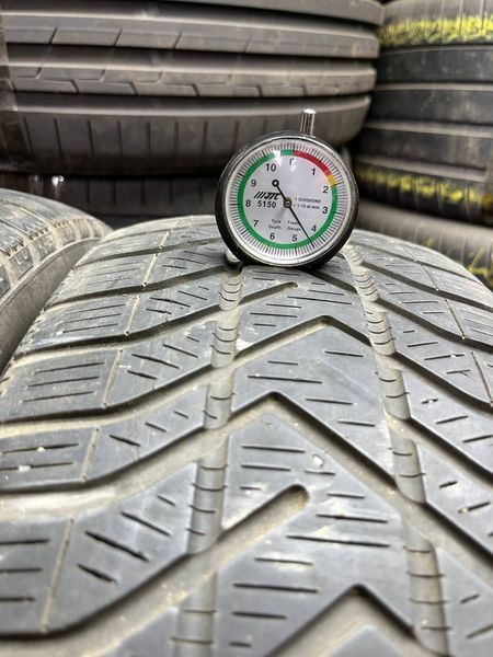 Зимові шини 205/55 R16 Pirelli Sotozero 94H б/в 205326 фото