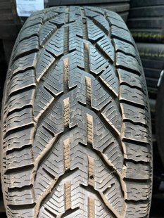 Зимові шини 215/65 R15C BF-Goodrich Winter 104/102T б/в 205313 фото