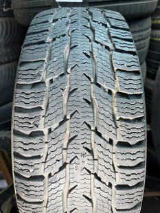 Зимові шини 205/65 R15C Nokian WR3 102/100T б/в 205329 фото