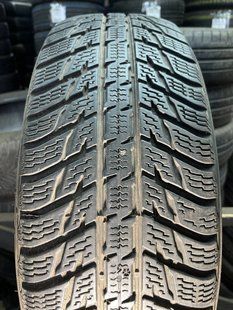 Зимние шины 215/65 R17 Nokian WR3 103H б/в 204091 фото