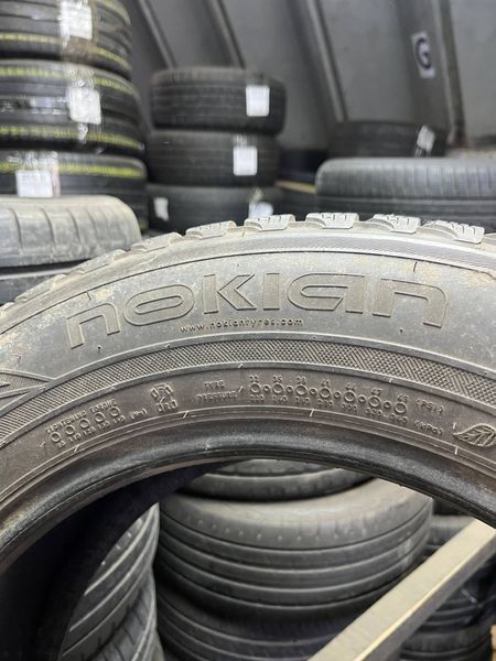 Зимние шины 215/65 R17 Nokian WR3 103H б/в 204091 фото