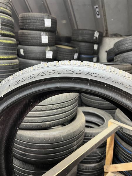 Зимові шини 235/35 R20 Pirelli Sottozero 92W б/в 204074 фото