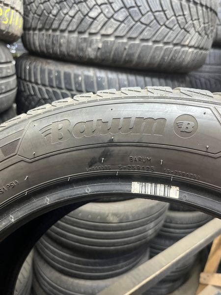 Зимові шини 215/55 R17 Barum Polaris 5 98V б/в 204159 фото