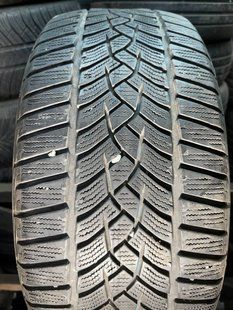 Зимние шины 225/45 R17 Goodyear Ultra grip 94H б/в 204129 фото