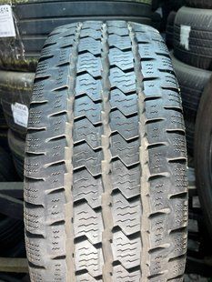 Всесезонні шини 215/65 R16C Continental VancoFourSeason 2 109/107R б/в 202926 фото