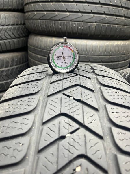 Зимові шини 225/50 R17 Pirelli Sottozero 3 98H б/в 201351 фото