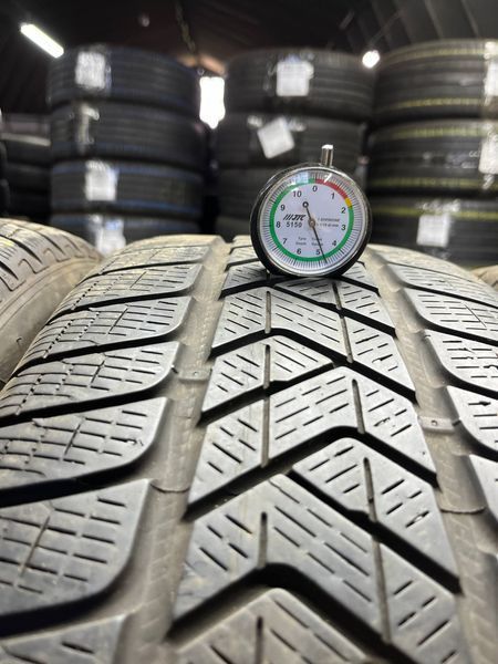 Зимові шини 235/55 R20 Pirelli Scorpion 105H б/в 204064 фото