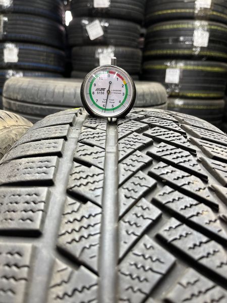 Зимние шины 235/55 R17 Continental TS850p 103V б/в 204100 фото