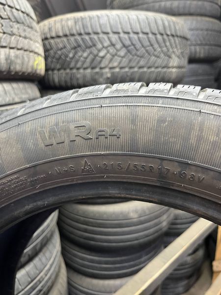 Зимние шины 215/55 R17 Nokian WR a4 98V б/в 204187 фото