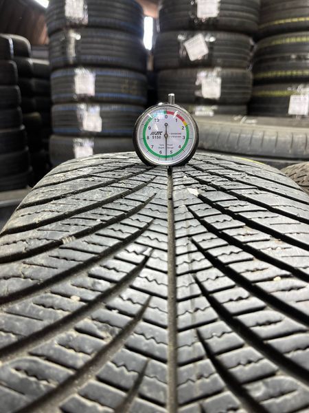 Зимние шины 235/55 R17 Goodyear Vector 103V б/в 204081 фото