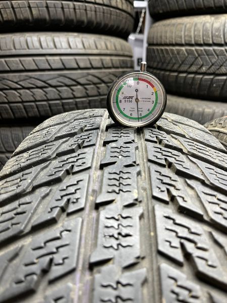 Зимові шини 215/55 R17 Nokian WR D4 98H б/в 206221 фото