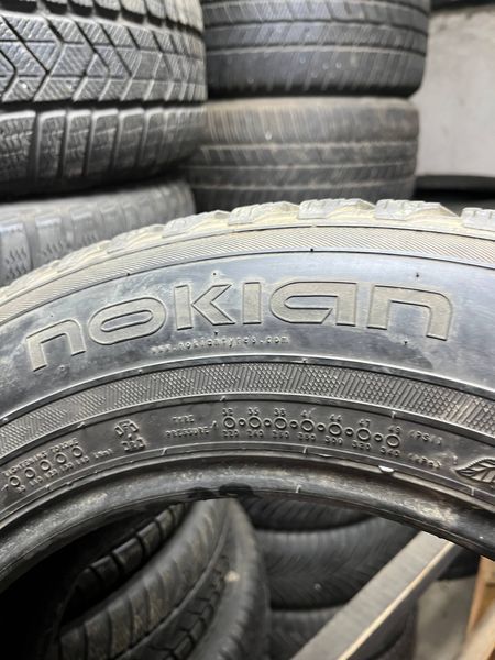 Зимові шини 215/55 R17 Nokian WR D4 98H б/в 206221 фото