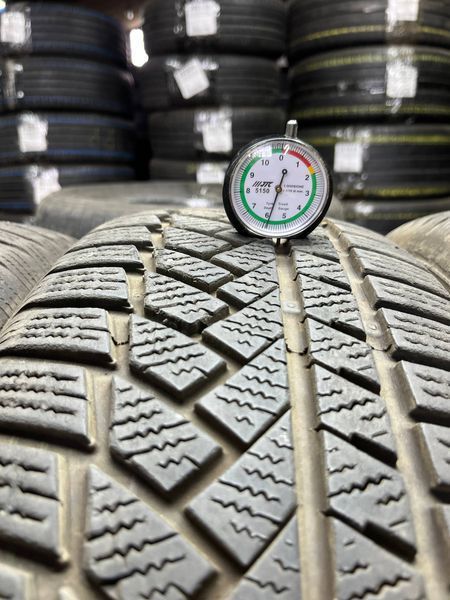 Зимние шины 235/65 R17 Continental TS850 P 108H б/в 204060 фото