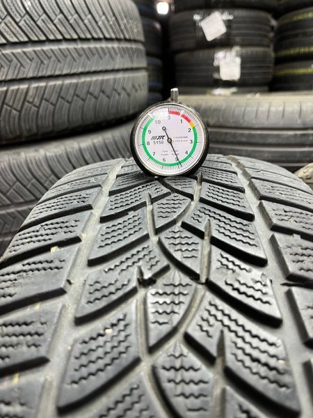 Зимние шины 215/55 R17 Goodyear Ultra grip 98V б/в 204115 фото