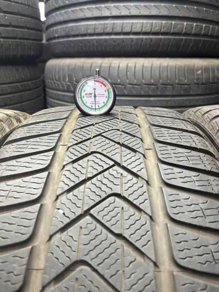 Зимние шины 255/40 R18 Pirelli Sottozero 3 99V б/у 200616 фото